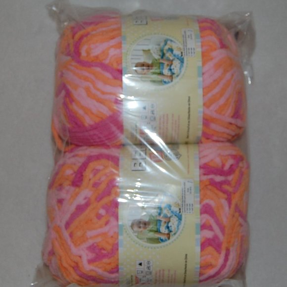 Yarnspirations Office Same Dye Lot Of 2 A Total Weight Of 2 Oz